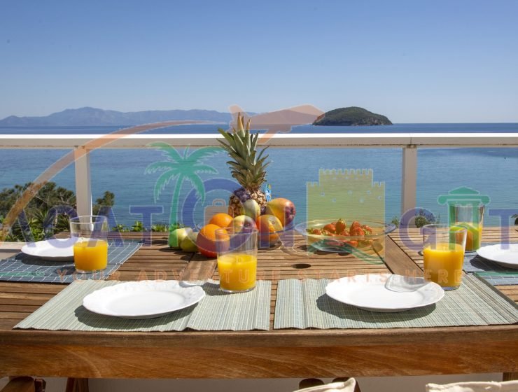 Villa just on the sea 2